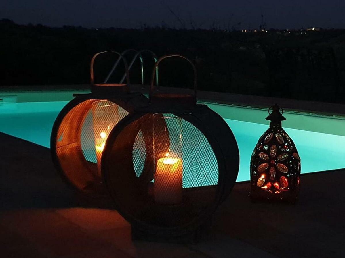 Casale Delle Rondini Bed & Breakfast Толентино Екстериор снимка